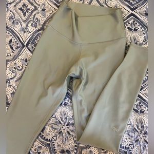 NWOT ALO yoga High Waist Airlift Legging 7/8 Size S